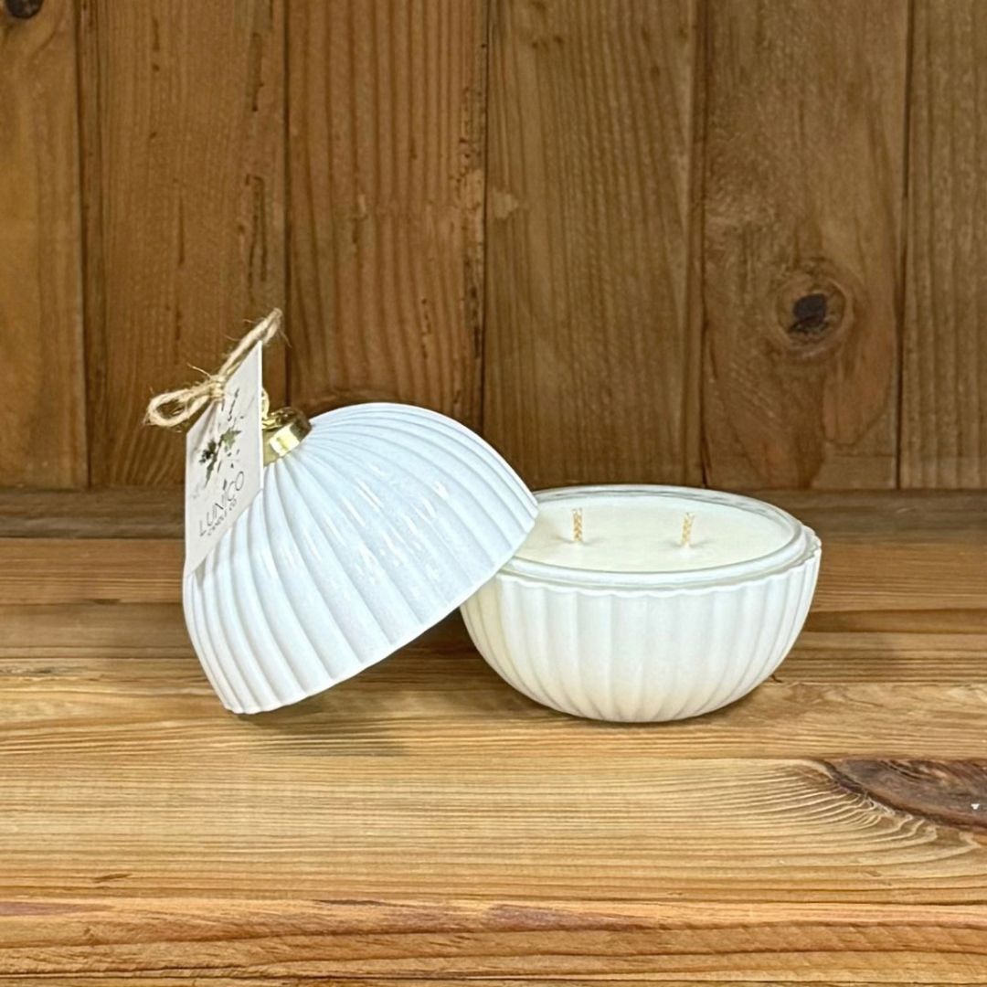 Aussie Christmas White Bauble Soy Candle - Lunico Candle Co.